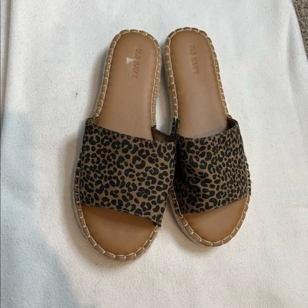 Old Navy | sandals